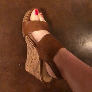 Leather strap wedges